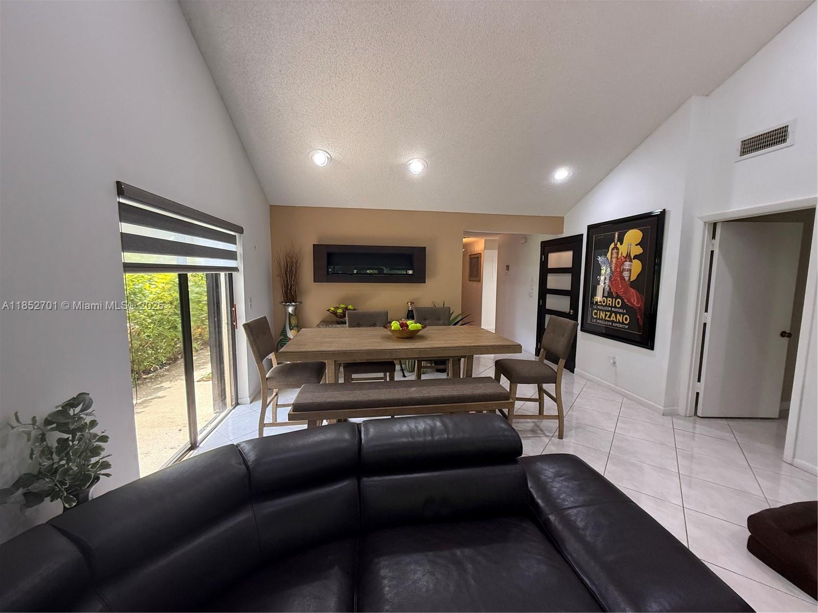 GLADES OF BOCA LAGO CONDO - Residential