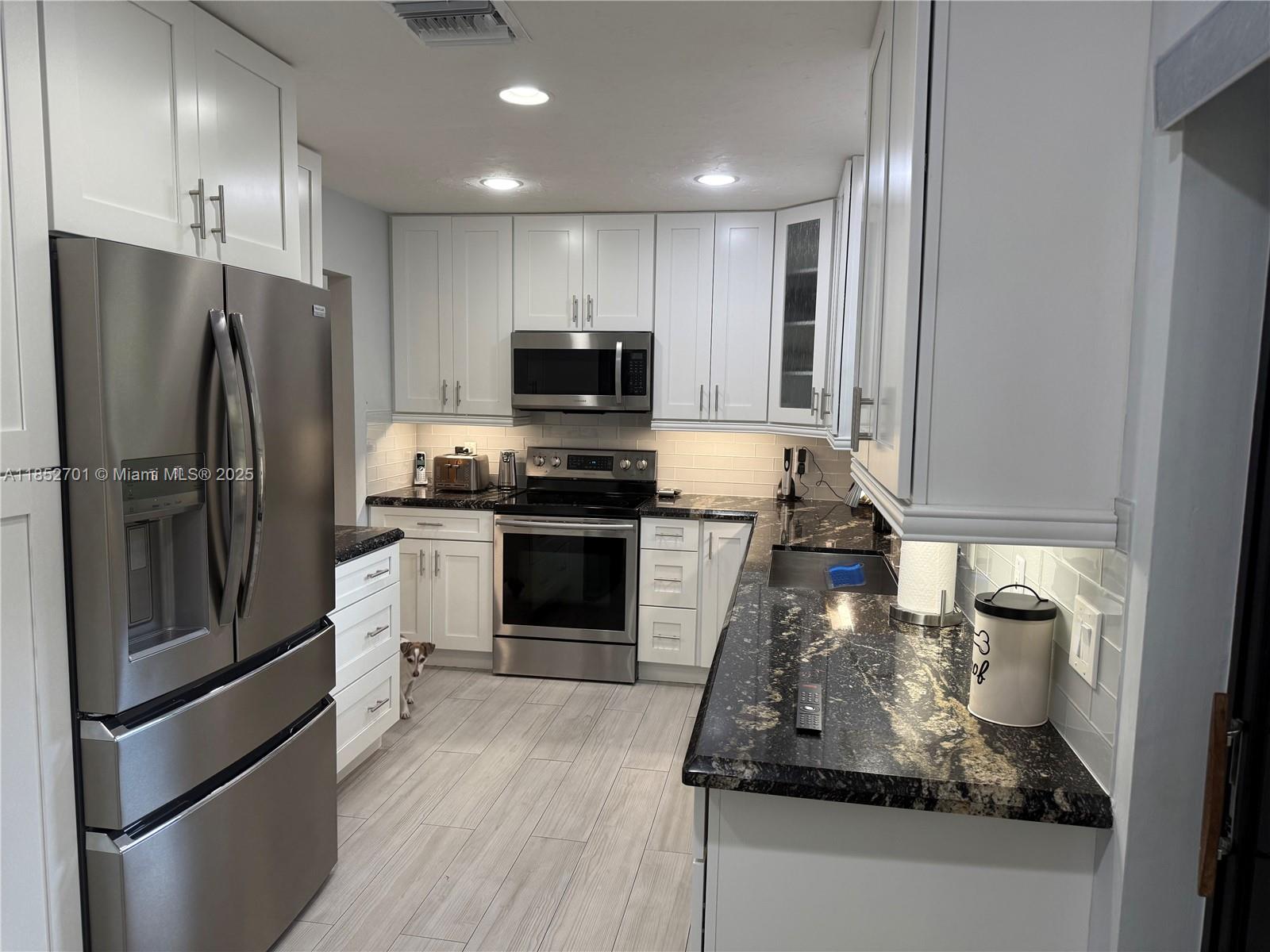 GLADES OF BOCA LAGO CONDO - Residential