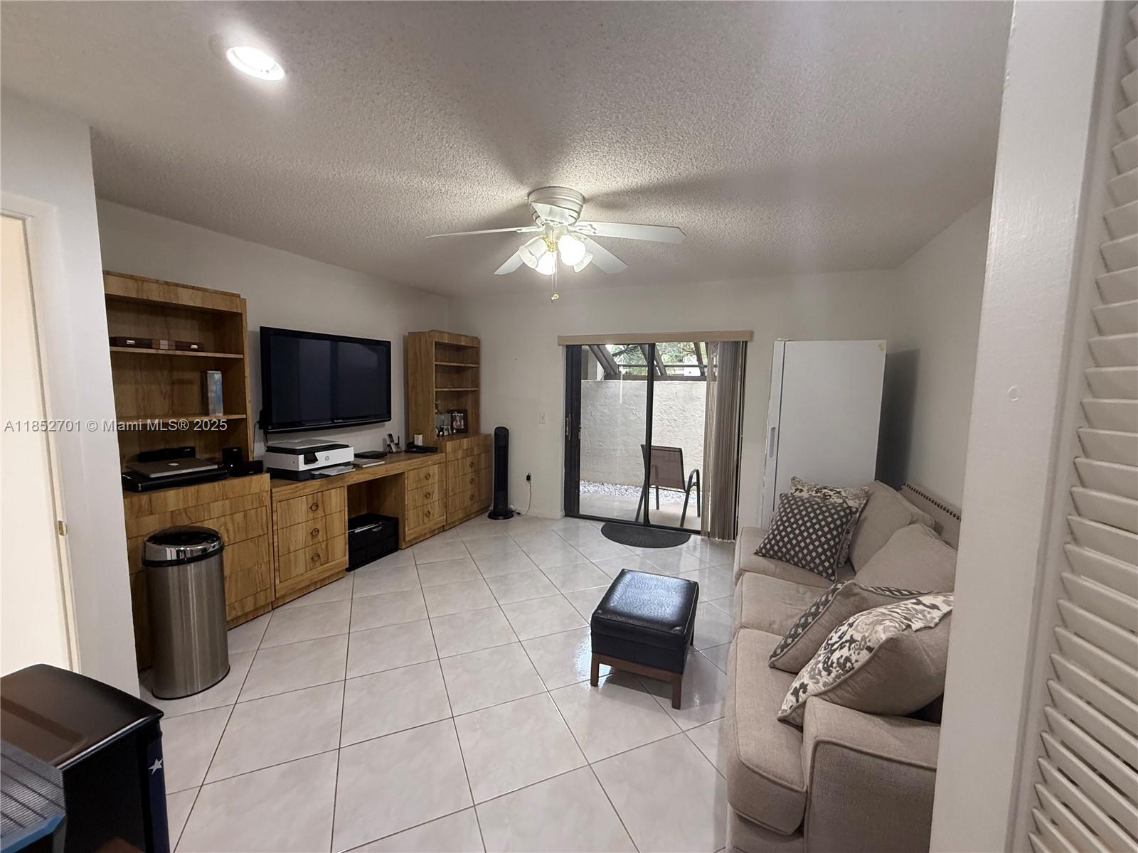 GLADES OF BOCA LAGO CONDO - Residential