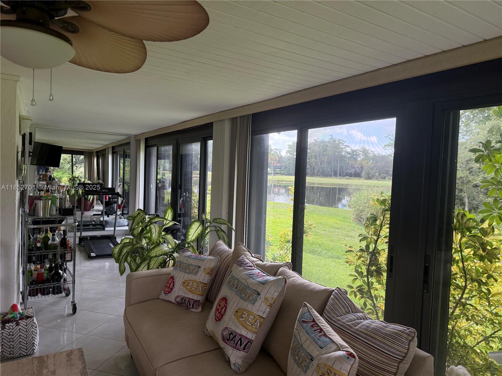 GLADES OF BOCA LAGO CONDO - Residential