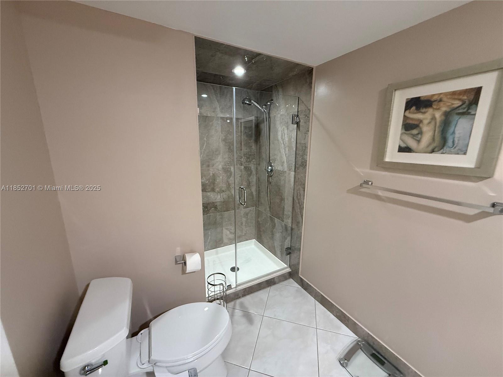 GLADES OF BOCA LAGO CONDO - Residential