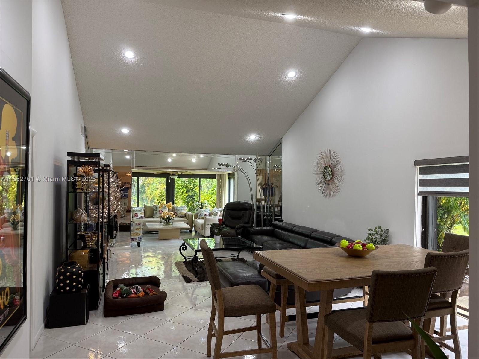 GLADES OF BOCA LAGO CONDO - Residential