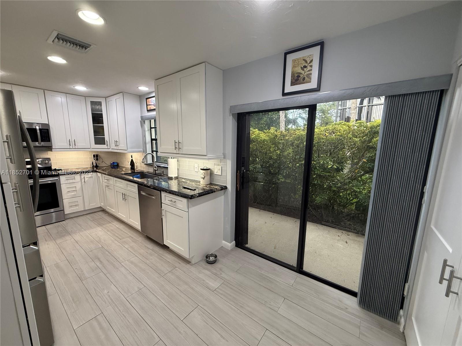 GLADES OF BOCA LAGO CONDO - Residential