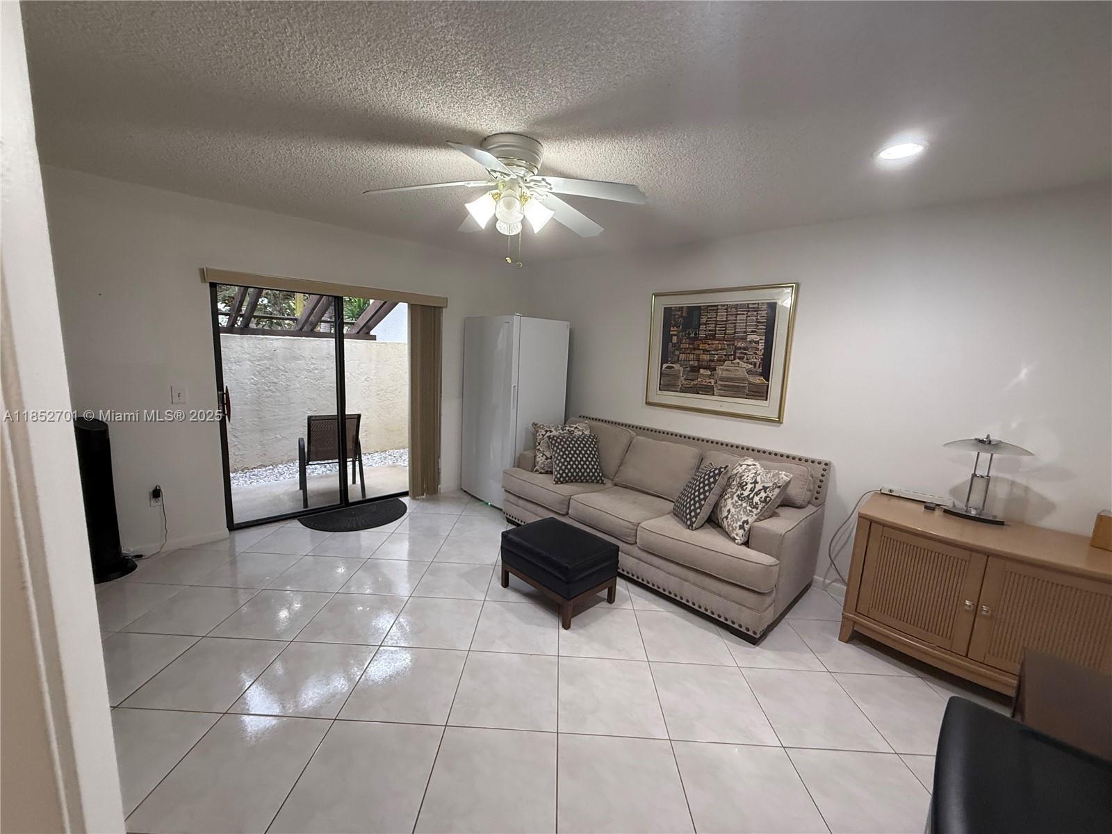 GLADES OF BOCA LAGO CONDO - Residential