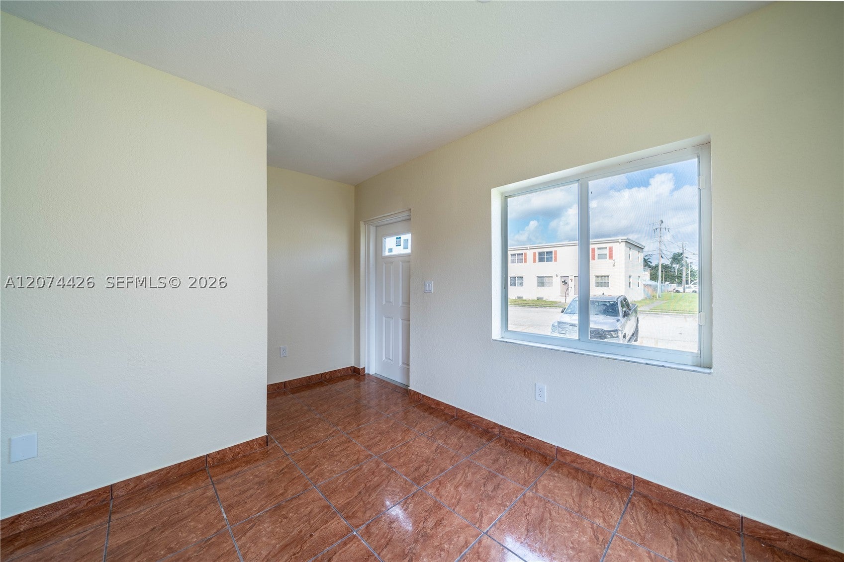 414 NW 84th Ter