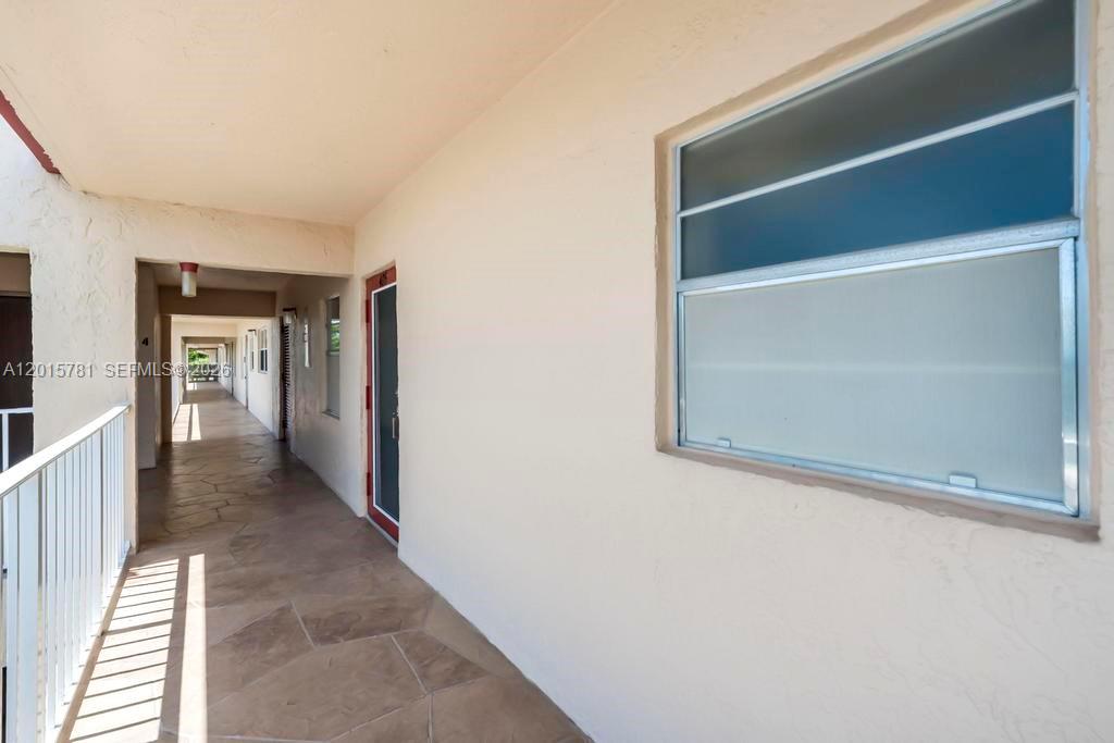 ORIOLE GOLF & TENNIS CLUB - Residential