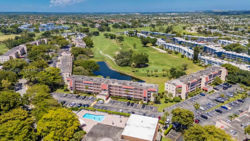 ORIOLE GOLF & TENNIS CLUB - Residential
