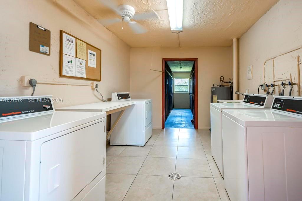 ORIOLE GOLF & TENNIS CLUB - Residential