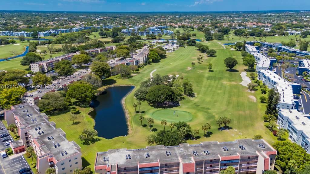 ORIOLE GOLF & TENNIS CLUB - Residential