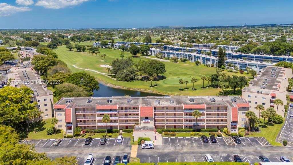 ORIOLE GOLF & TENNIS CLUB - Residential