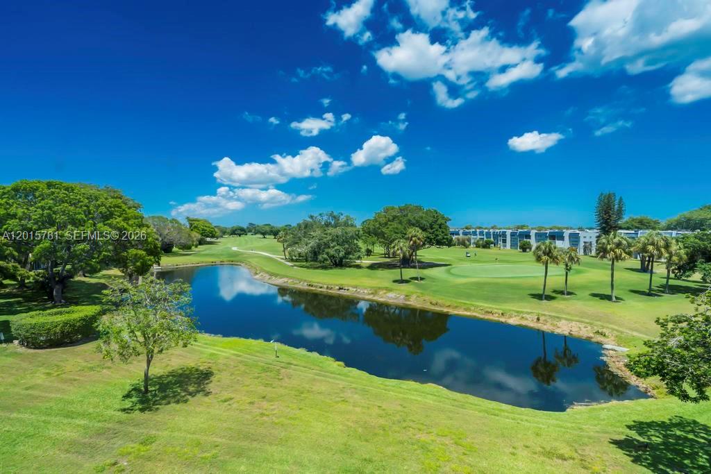 ORIOLE GOLF & TENNIS CLUB - Residential