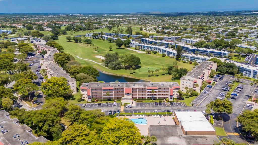 ORIOLE GOLF & TENNIS CLUB - Residential