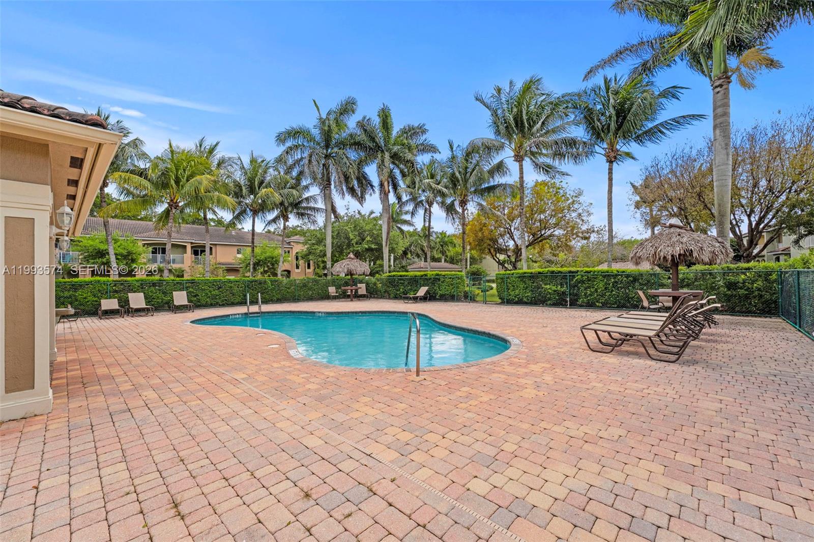 CALI GREENS - Residential