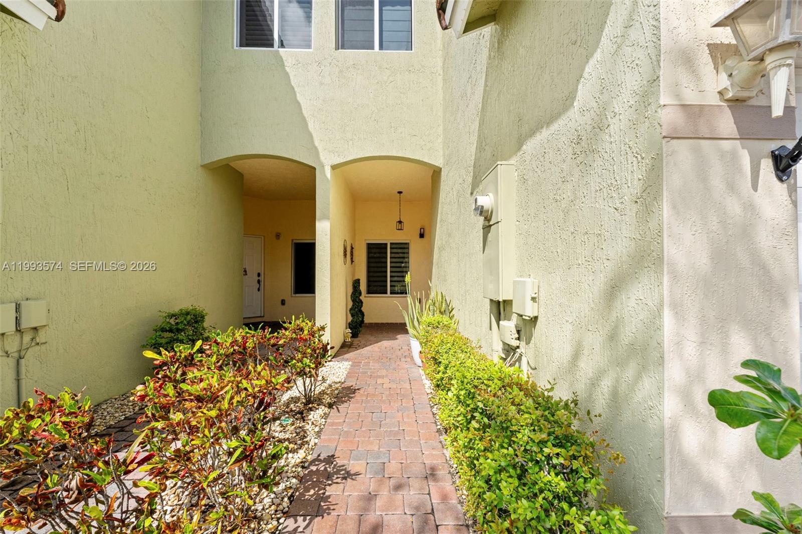 CALI GREENS - Residential