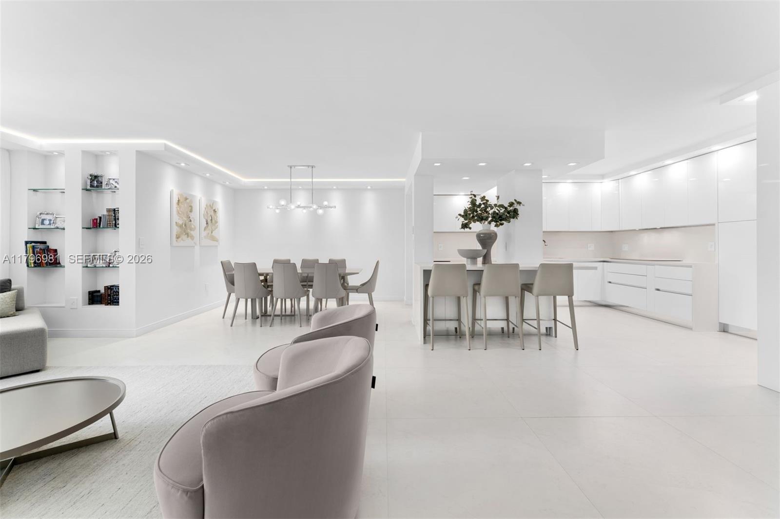 BALMORAL CONDO - Residential