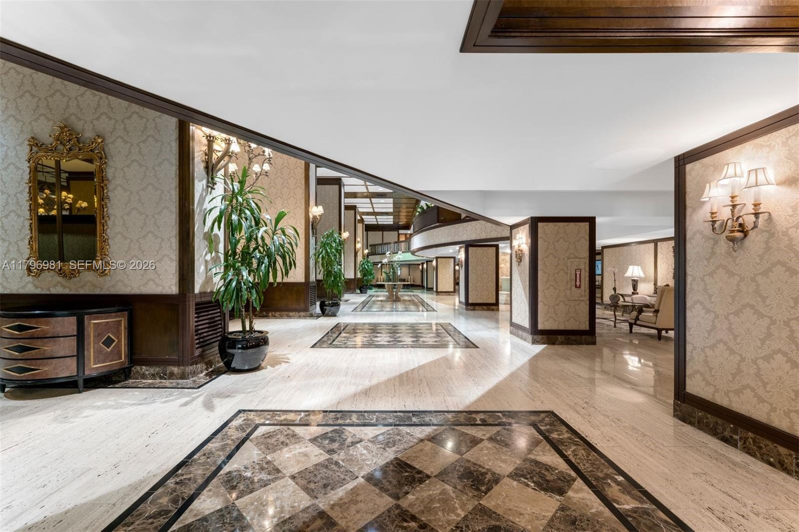 BALMORAL CONDO - Residential