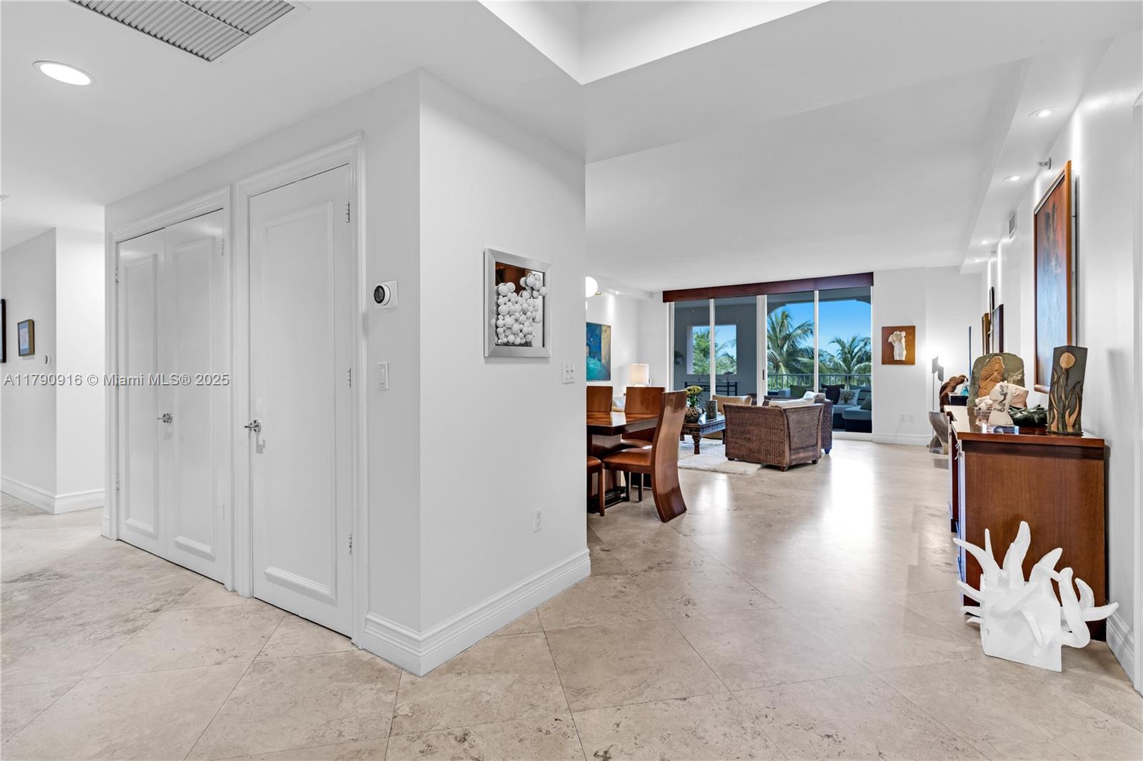 727 Crandon Blvd 401