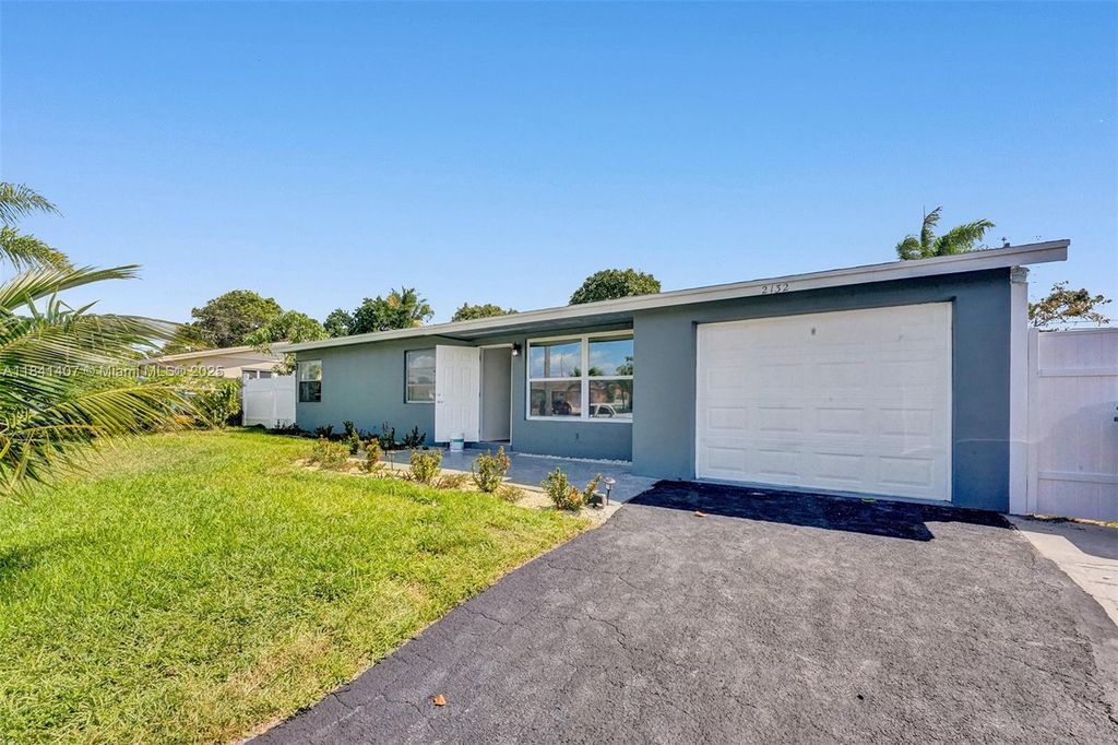 Photo of 2132 SW 13th St, Delray Beach, FL 33445 (MLS # A11841407)