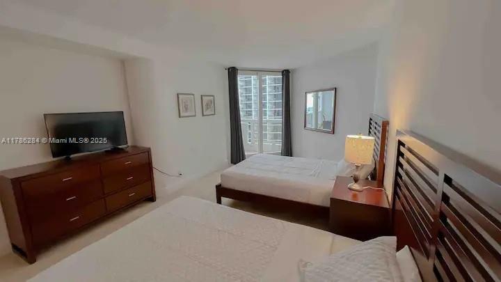 THE GRAND FKA VENETIA - Residential Lease