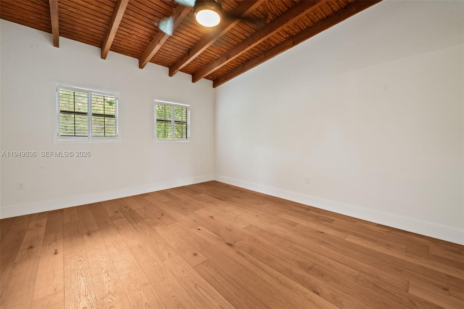 GROVE VILLAS CONDO - Residential