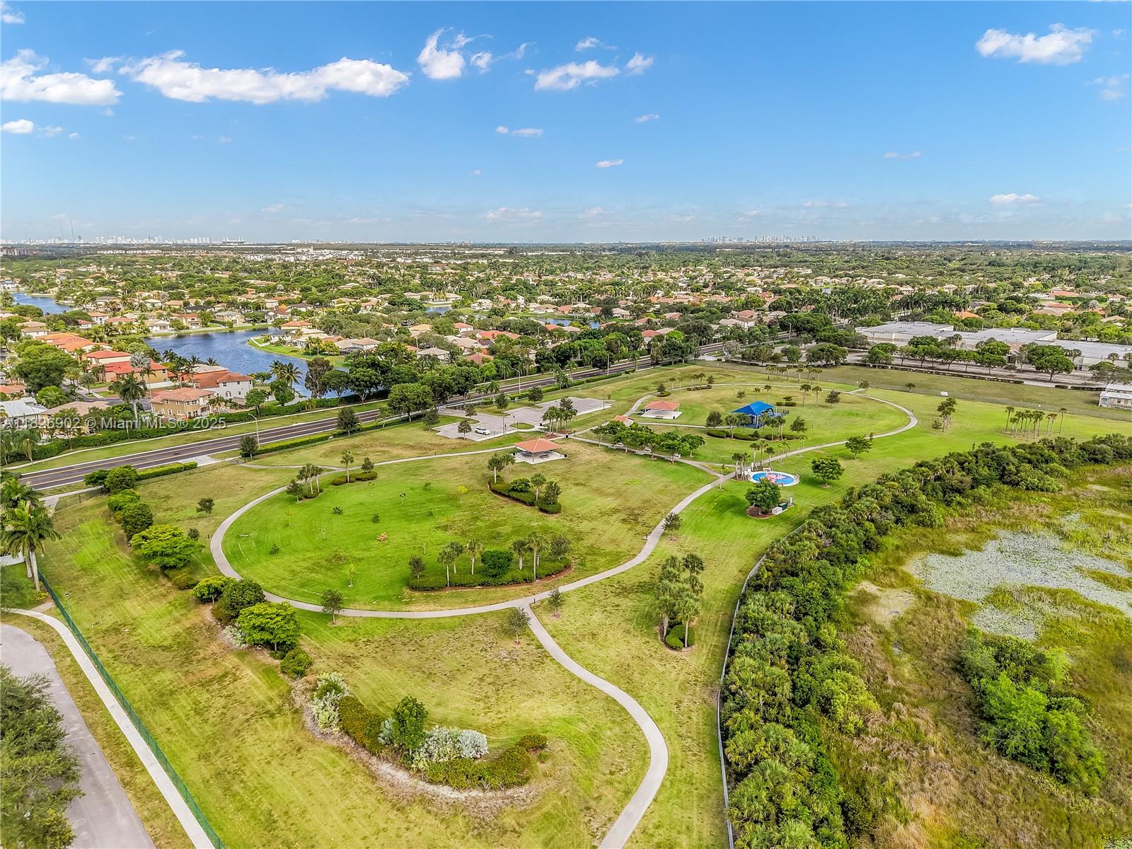 FLAMINGO ESTATES - Residential