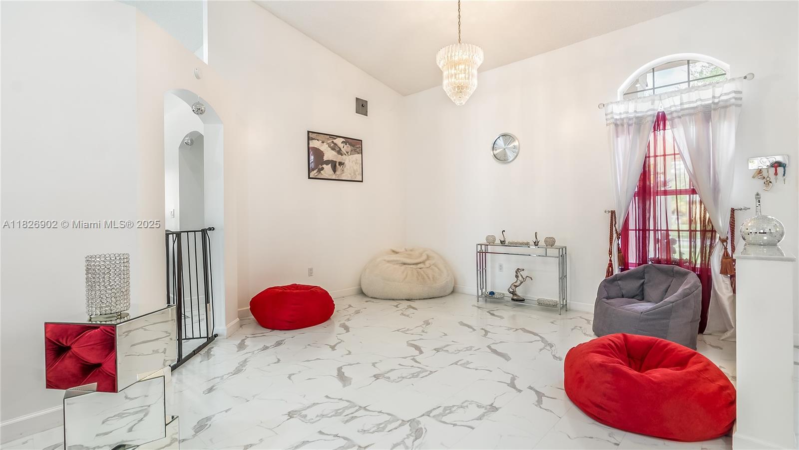 FLAMINGO ESTATES - Residential