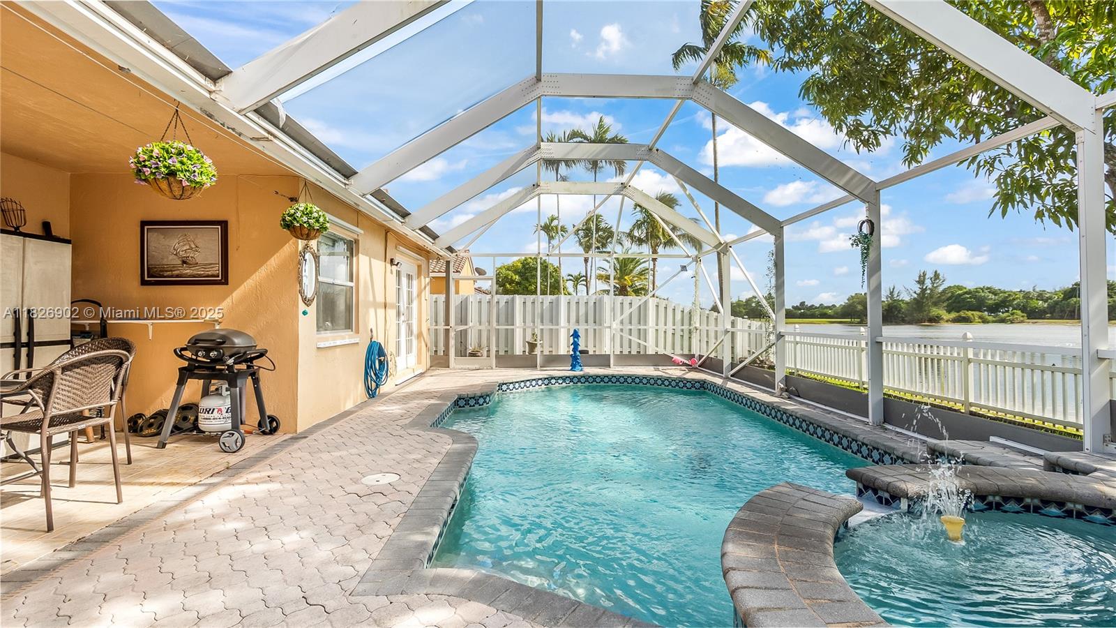 FLAMINGO ESTATES - Residential