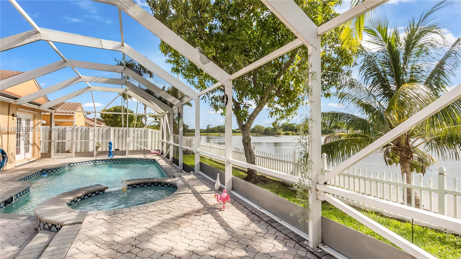 FLAMINGO ESTATES - Residential