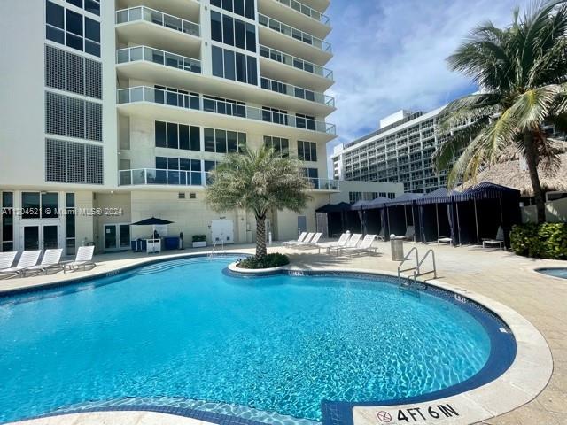 LA PERLA CONDO - Residential Lease