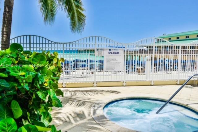 LA PERLA CONDO - Residential Lease