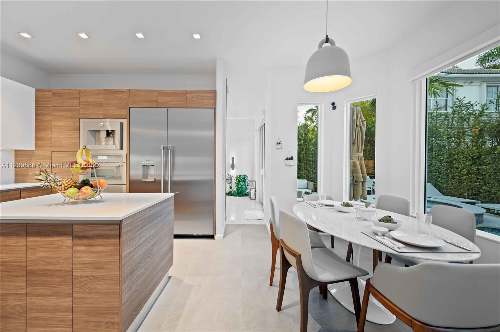 AVENTURA ESTATES - Residential