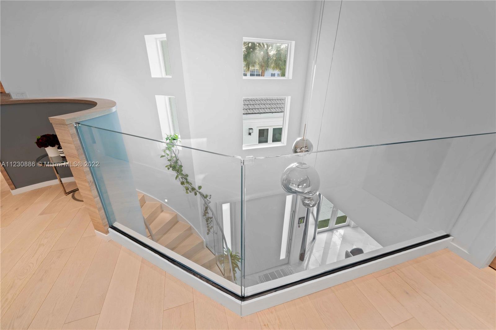 AVENTURA ESTATES - Residential