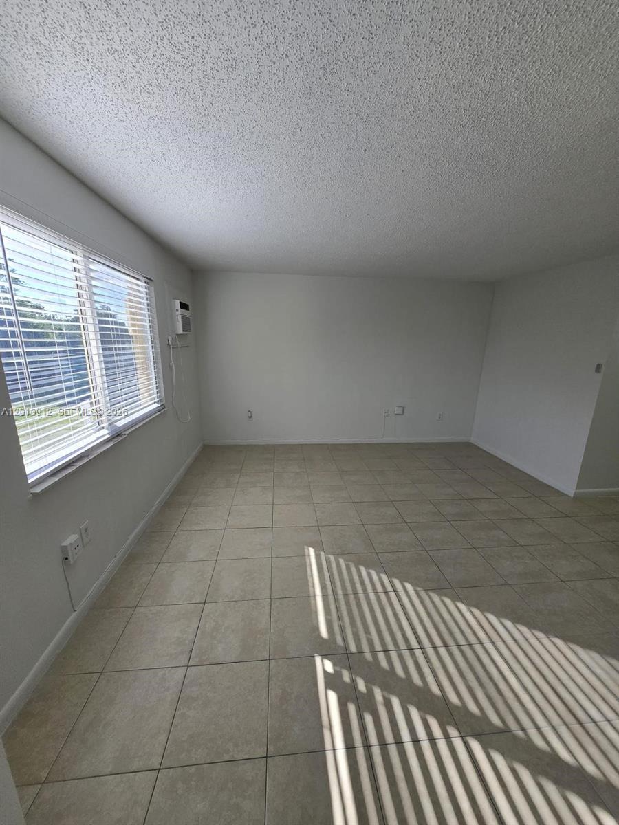 CORAL GATE WEST CONDO - Residential