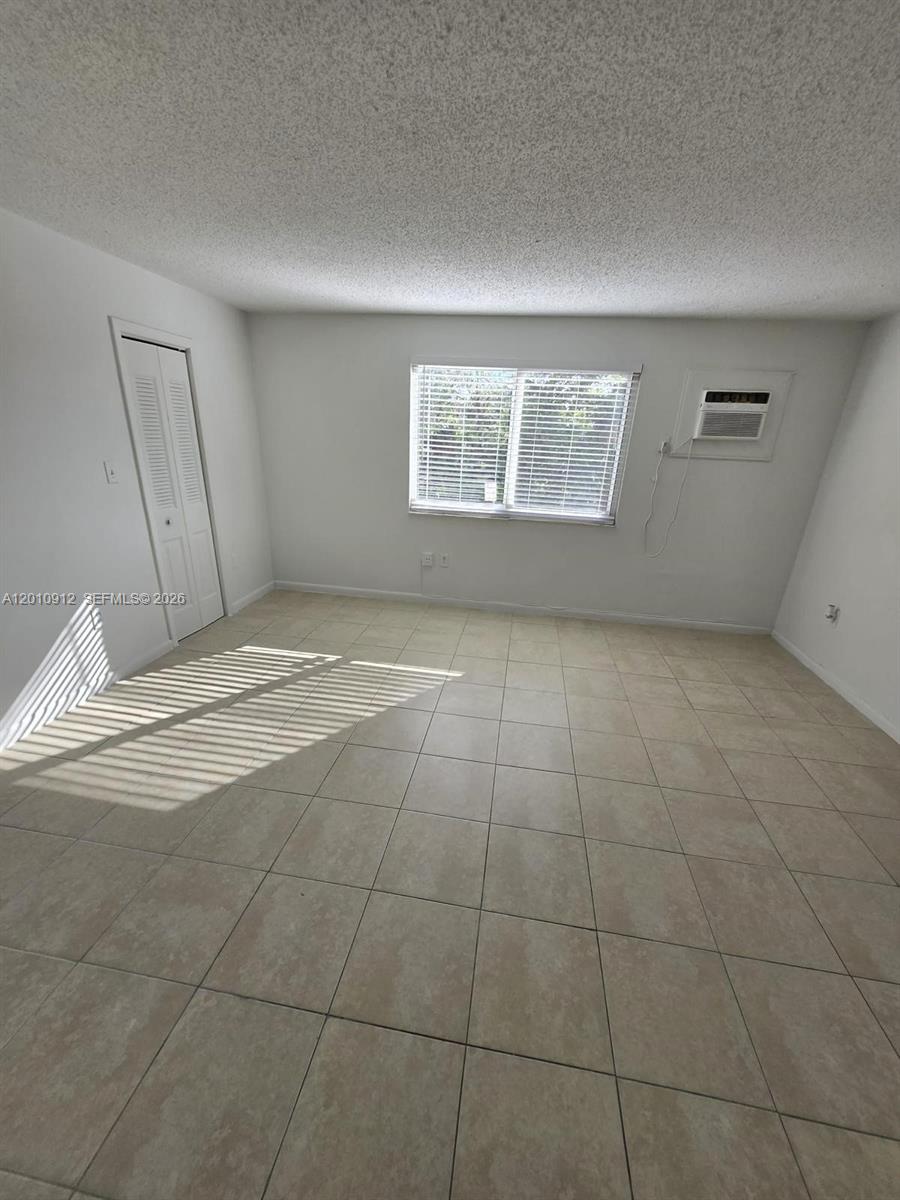 CORAL GATE WEST CONDO - Residential
