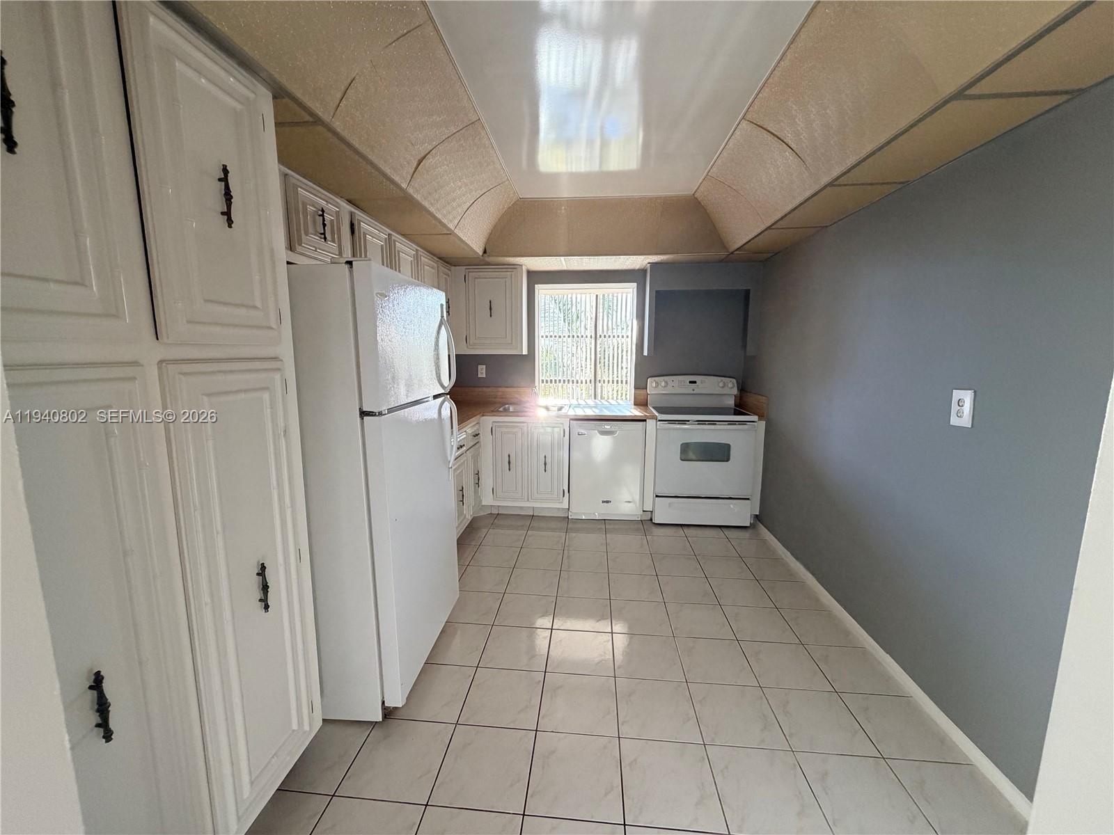 OCEANVIEW PARK CONDO - Residential