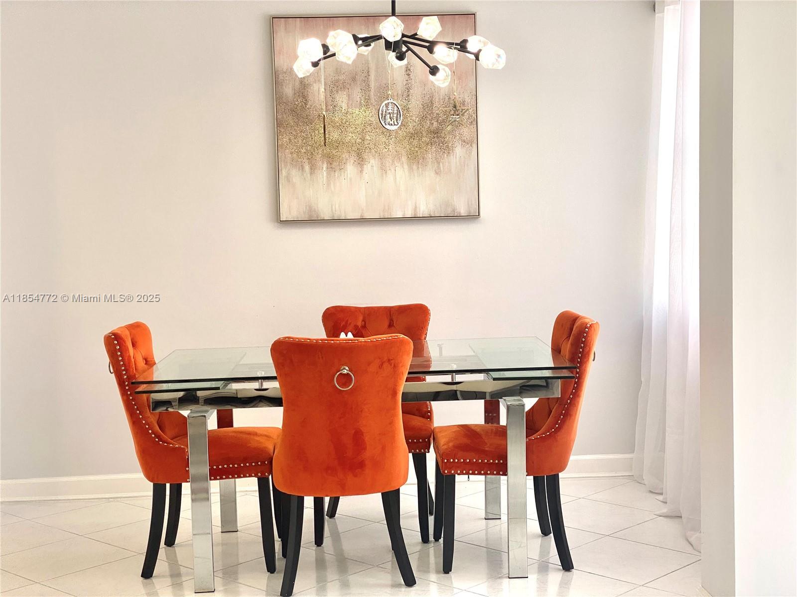 WINSTON TOWERS 200 - Residential