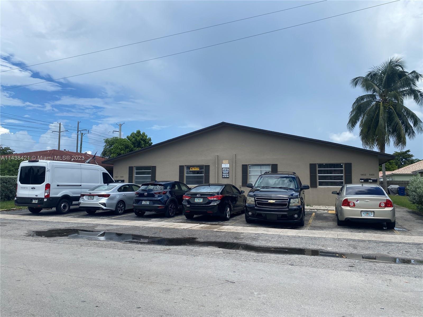 5401 Nw 22nd St, Lauderhill, Miami-Dade County, Florida -  - 