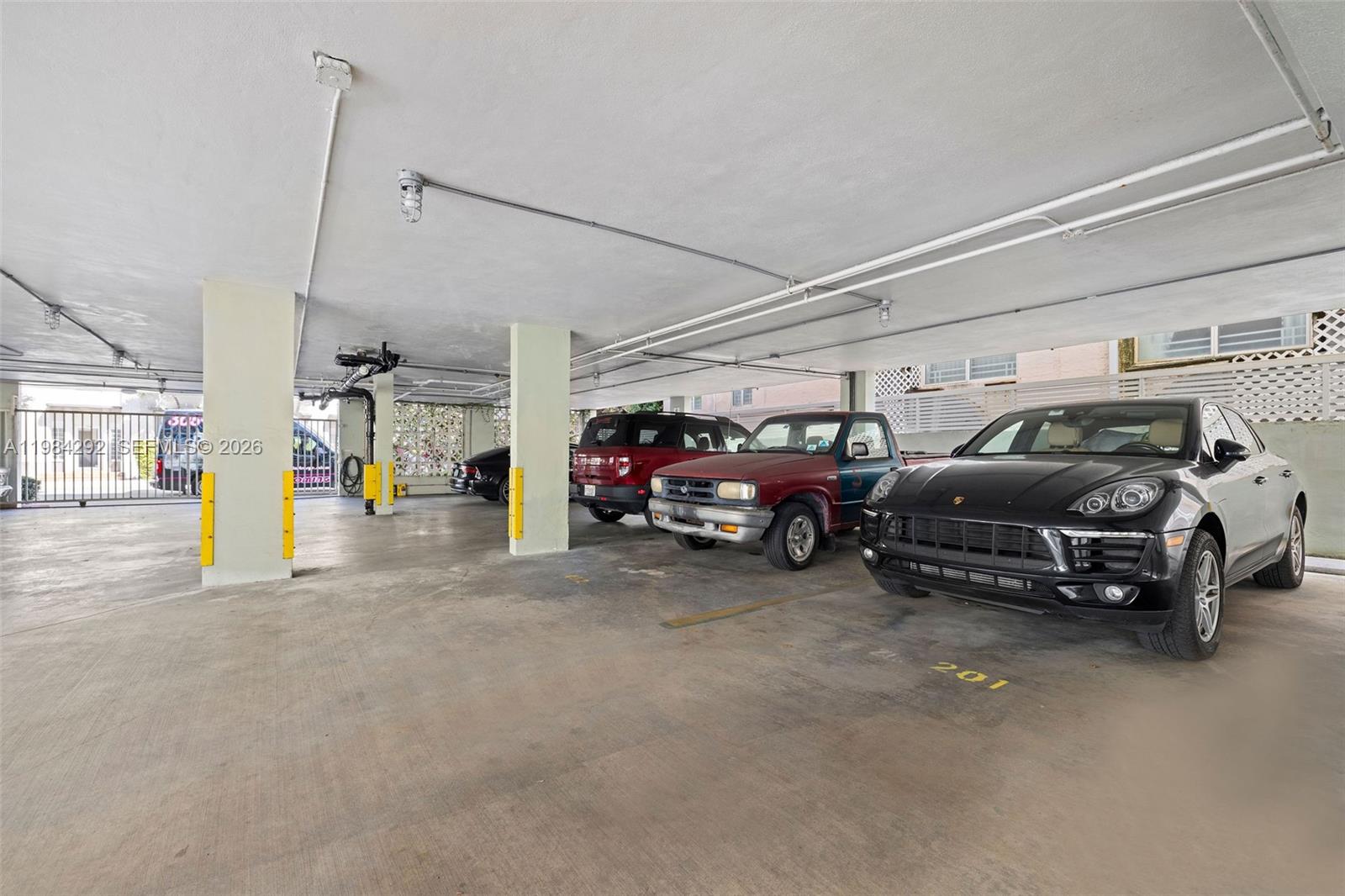 PENN 10 MANOR CONDO - Residential