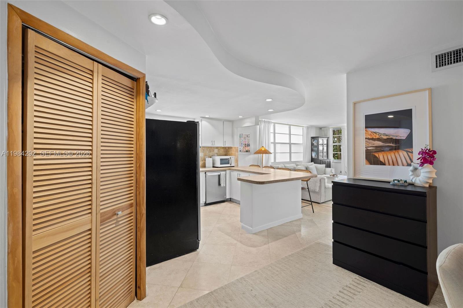 PENN 10 MANOR CONDO - Residential