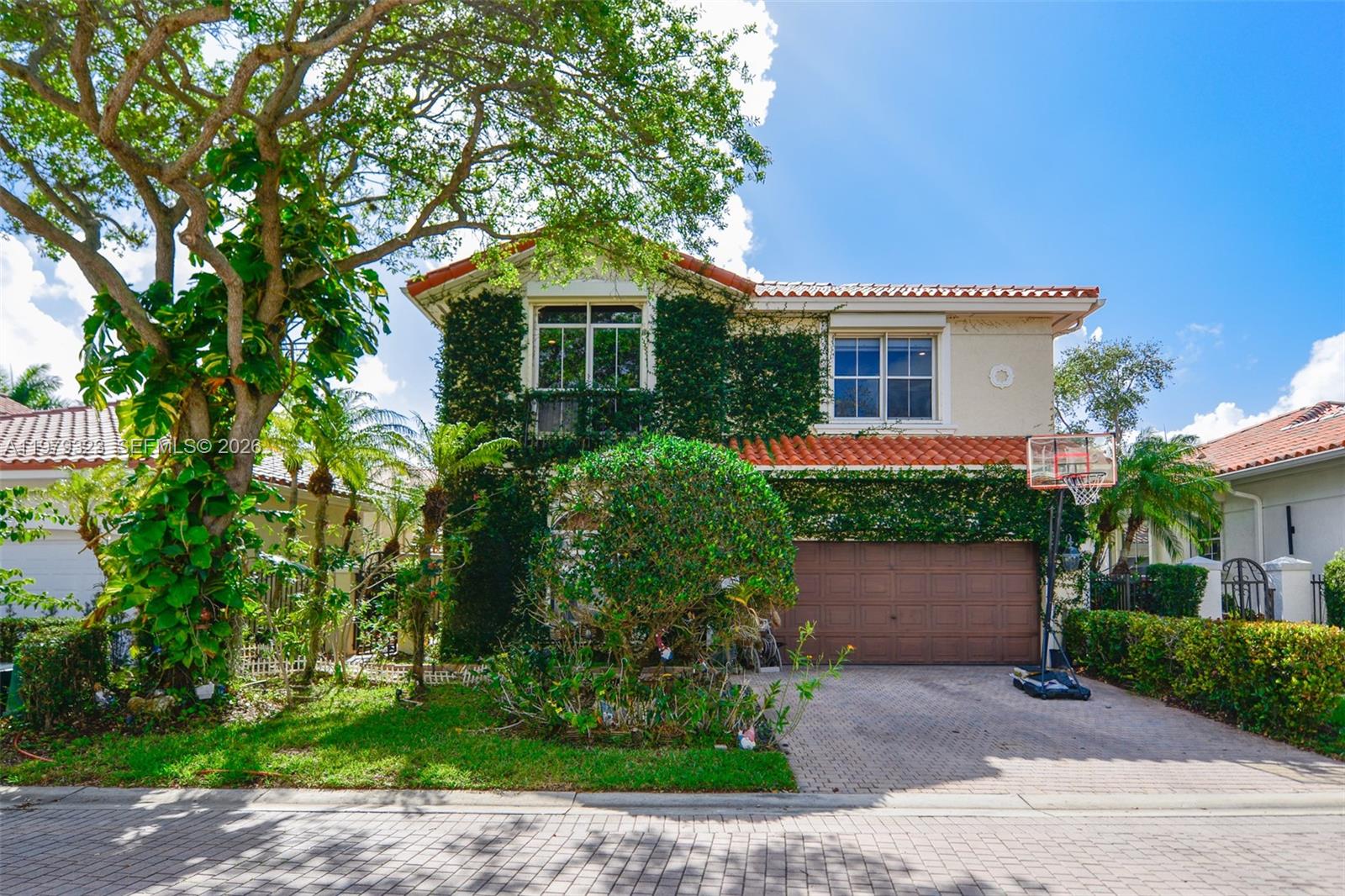 THREE ISLANDS 3RD SECTION - Residential