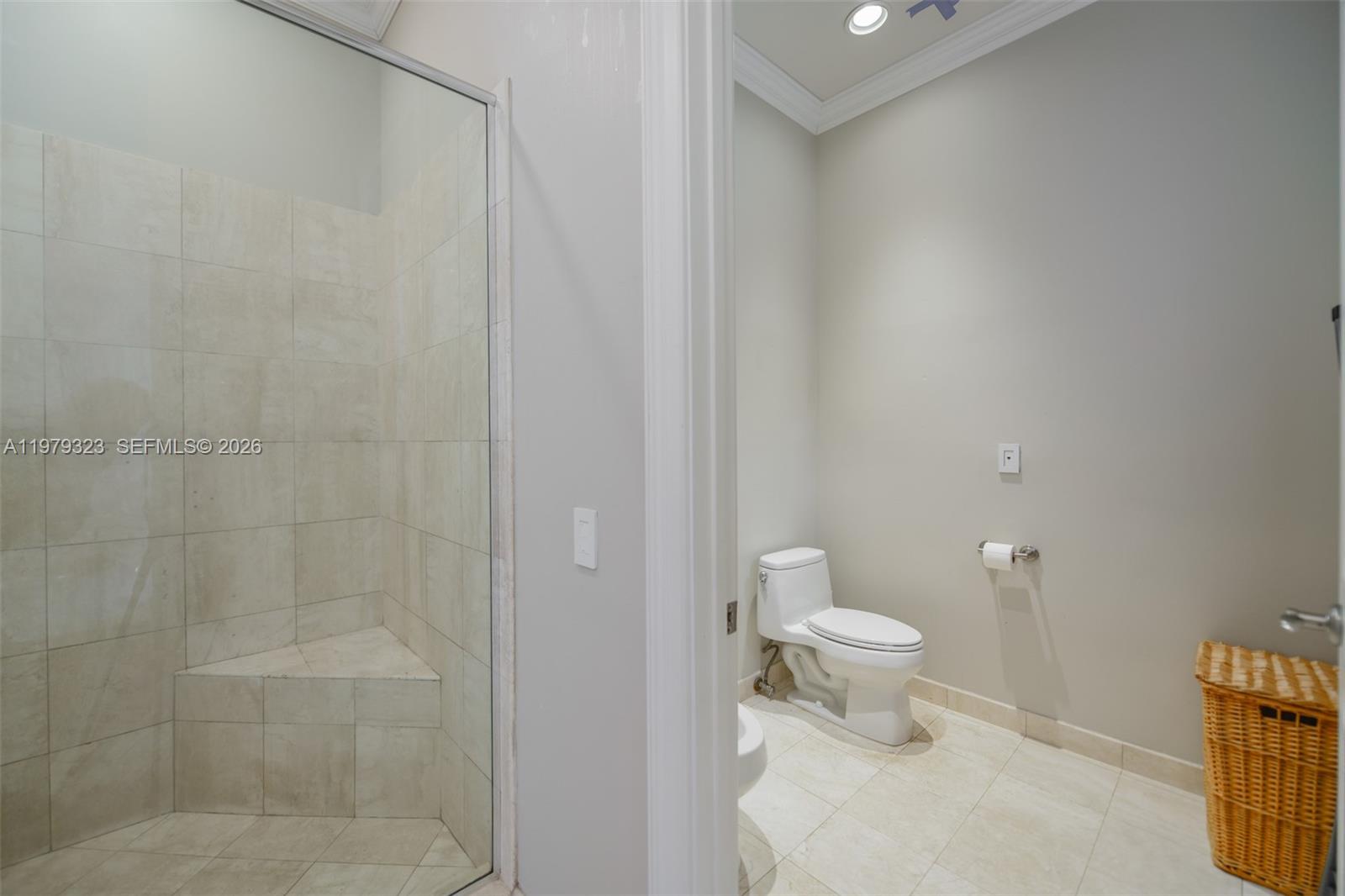 THREE ISLANDS 3RD SECTION - Residential