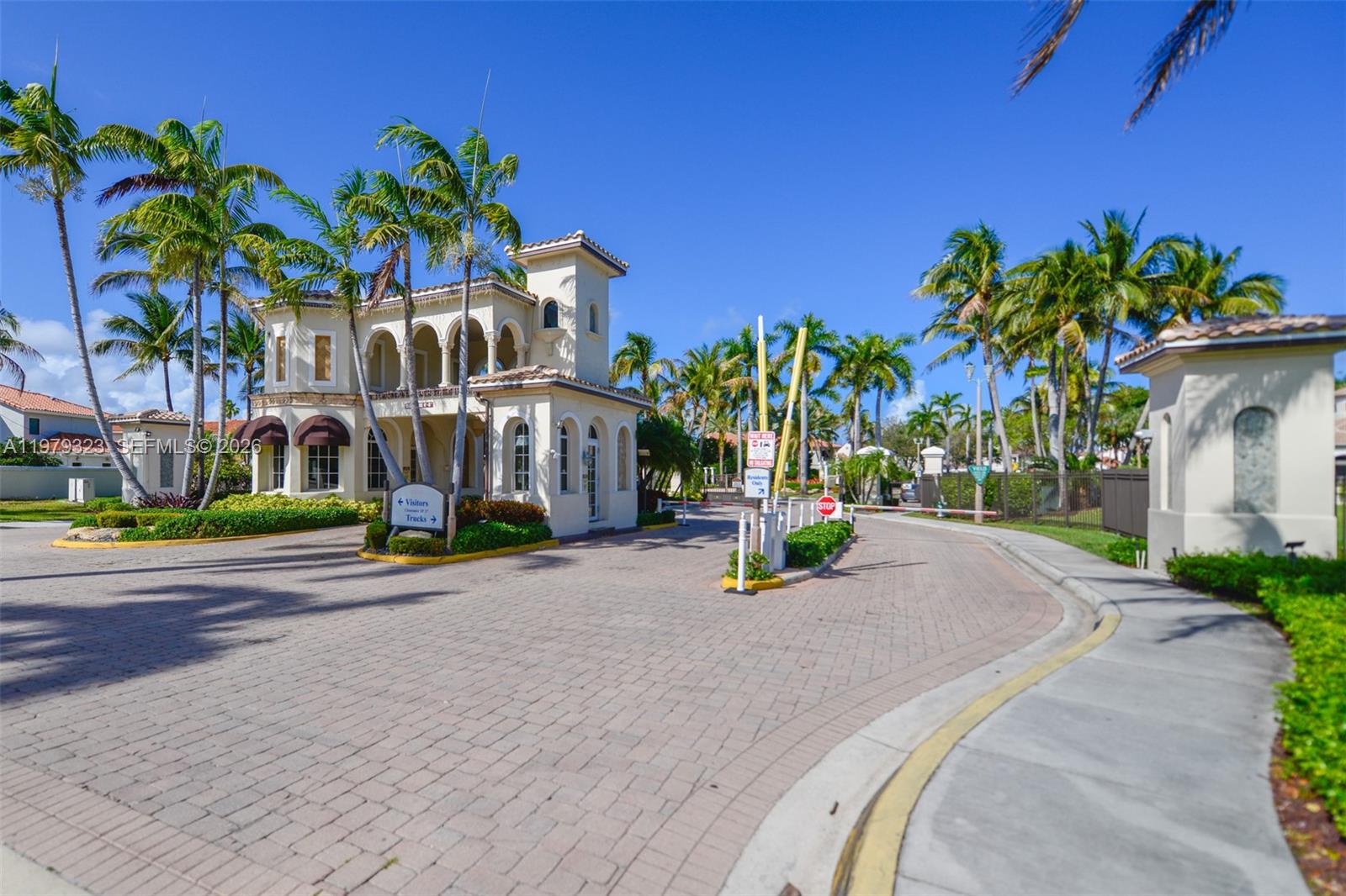 THREE ISLANDS 3RD SECTION - Residential