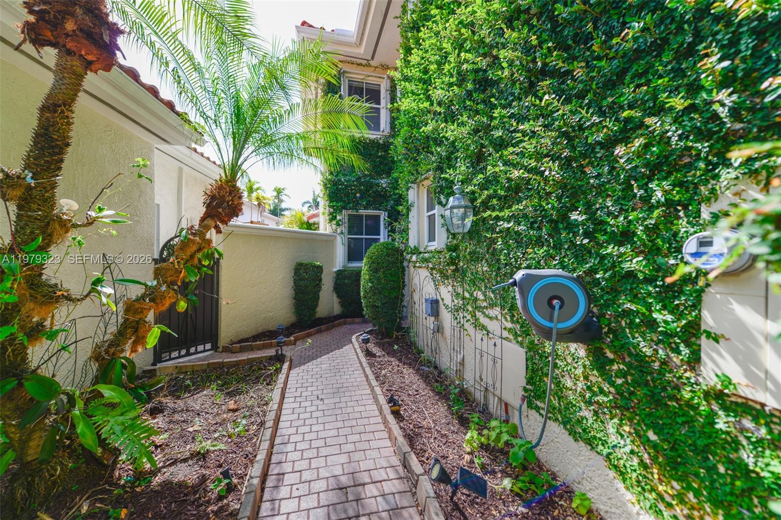 THREE ISLANDS 3RD SECTION - Residential