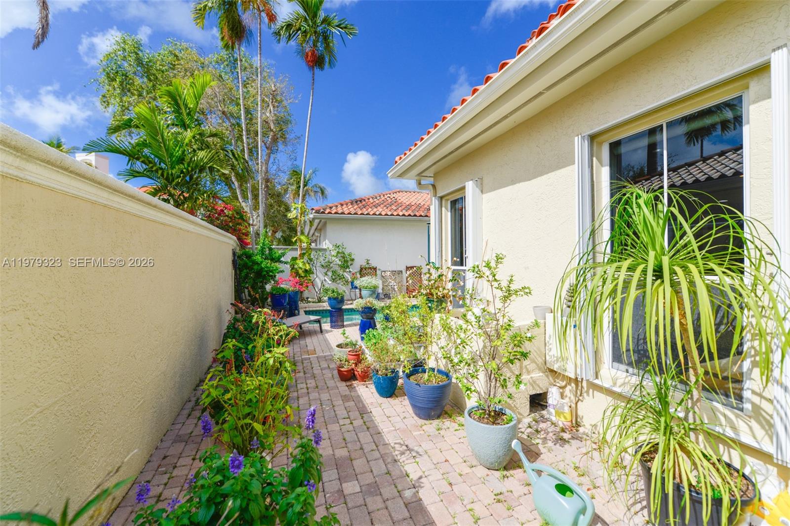 THREE ISLANDS 3RD SECTION - Residential