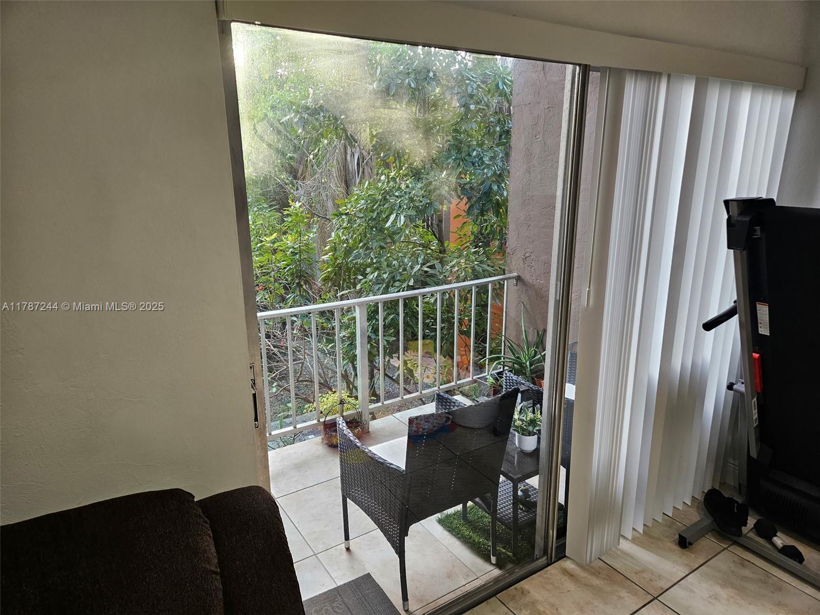 Rental Property at 9483 Sw 76th St N8, Miami, Broward County, Florida - Bedrooms: 2 
Bathrooms: 2  - $2,400 MO.