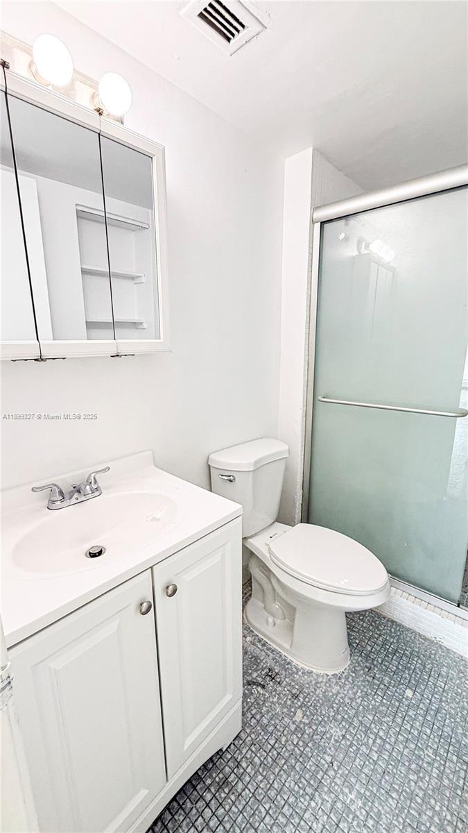 BUCKLEY TOWERS CONDO - EA - Residential