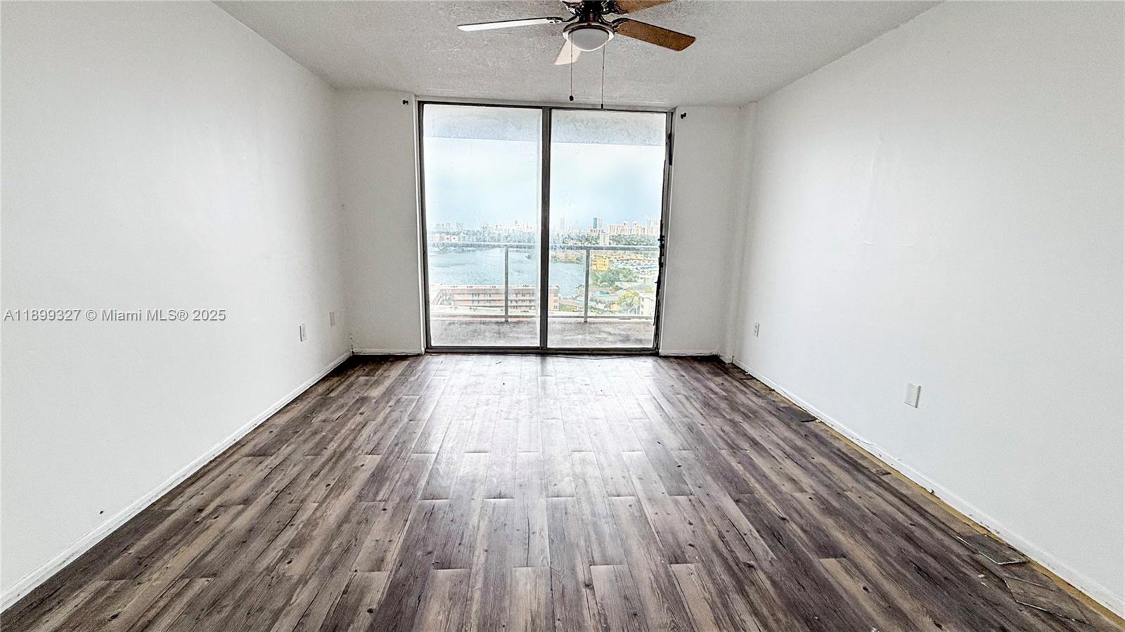 BUCKLEY TOWERS CONDO - EA - Residential