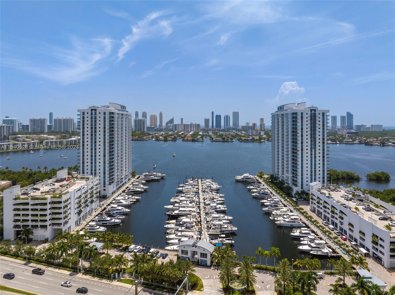 MARINA PALMS RESIDENCES - Residential