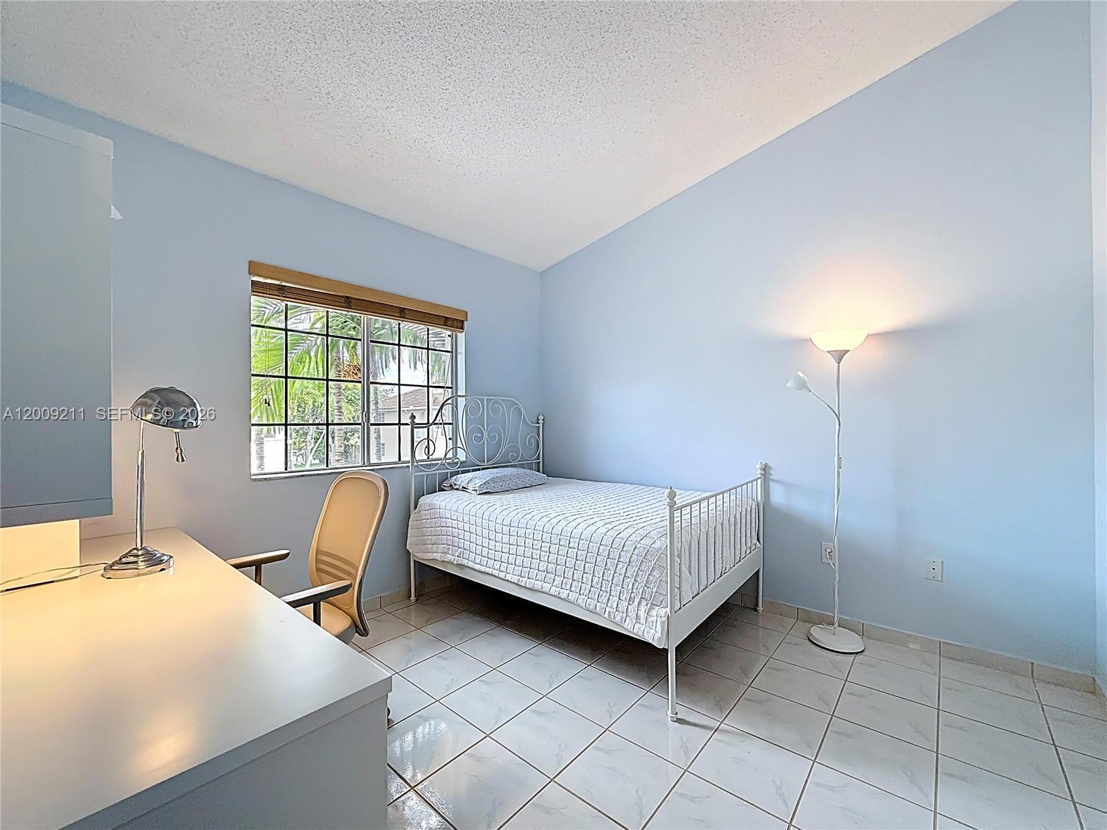 LAGO LINDO TOWNVILLAS CON - Residential