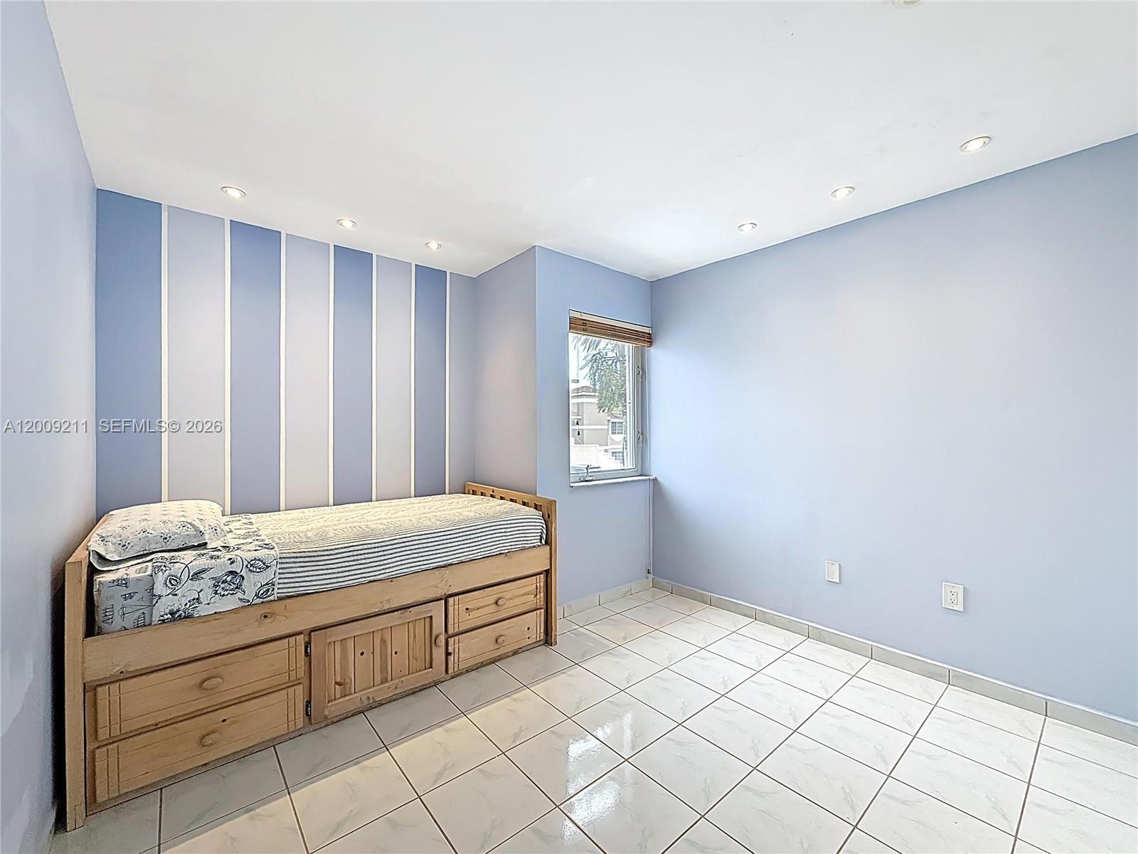 LAGO LINDO TOWNVILLAS CON - Residential